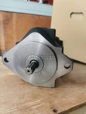 301.5 301.6 301.7 301.8 PC18 HD18 IHI18 EX17 Hoofdhydrauliekpomp voor Hitachi Komatsu Kato Graafmachine reserveonderdelen PVD-00B-16P-6AG3-5757B 487-6207 Axiale zuigerpomp