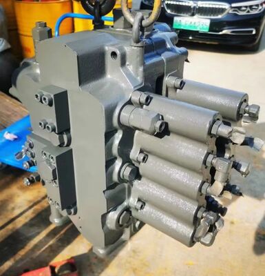SH120A1 SH120A2 Hydraulische hoofdcontroleaansluiting Assy voor Sumtiomo Graafmachine Spare Parts Hoofdcontroleaansluiting Aftermarket
