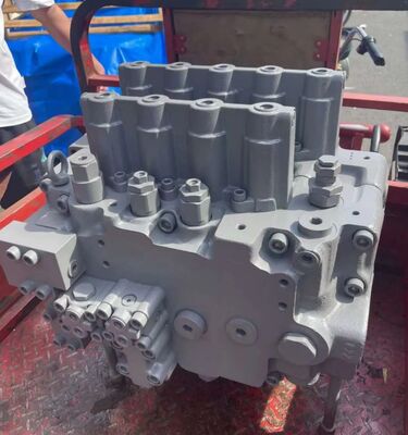EX870 ZX870 Hydraulische besturingsklep Assy voor Hitachi Graafmachine Onderdelen 4632971 Hoofdbesturingsklep OEM